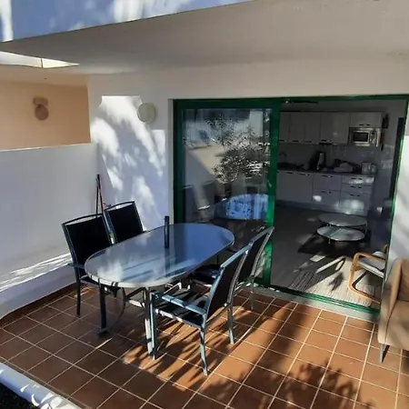 Appartement Lanzarote-beach-apartment, Cucharas Beach, -- 1 Minute Walk From Main Square, 35 Meters From *