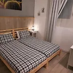 Lanzarote-beach-apartment, Cucharas Beach, -- 1 Minute Walk From Main Square, 35 Meters From Apartamento