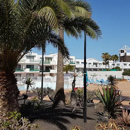 Lanzarote-beach-apartment, Cucharas Beach, -- 1 Minute Walk From Main Square, 35 Meters From Apartamento *