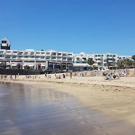 Lanzarote-beach-apartment, Cucharas Beach, -- 1 Minute Walk From Main Square, 35 Meters From 公寓 *